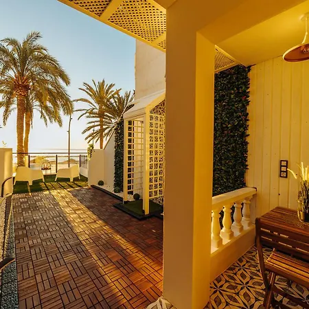 Πανσιόν Luxury Nit I Dia Αλτέα