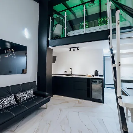 Luxury Nit I Dia Πανσιόν Αλτέα