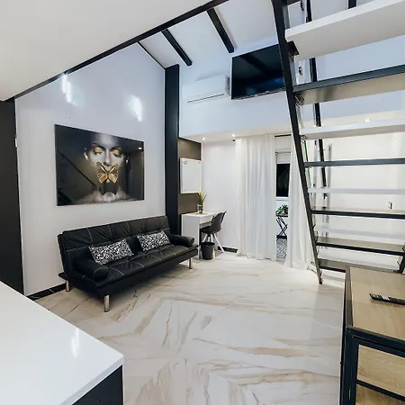 Casa de hóspedes Luxury Nit I Dia 4*