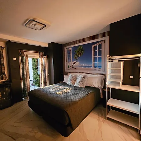 Luxury Nit I Dia