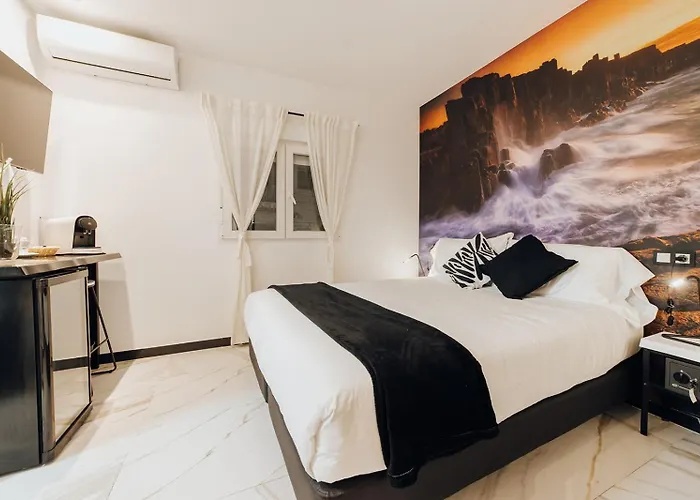 Luxury Nit I Dia Penzion 4*